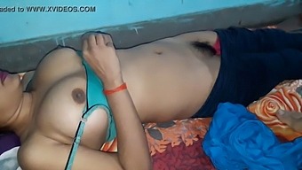 Дези Домашен Секс С Дебела Тийнейджърка И Брат Й