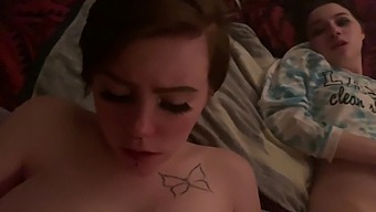 Ein Pov-Erlebnis Meines Ersten Dreiers Mit Meiner Freundin Und Einem Großen Schwanz