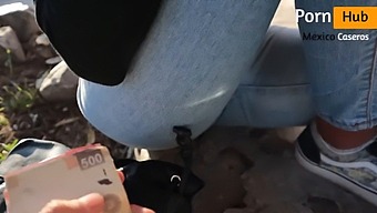 Млада Жена Мастурбира И Прави Секс За Пари, А Също Така Прави Фейшъл На Непознат.